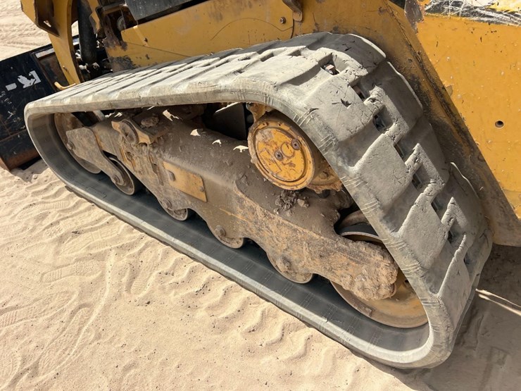 caterpillar-259d-image-21