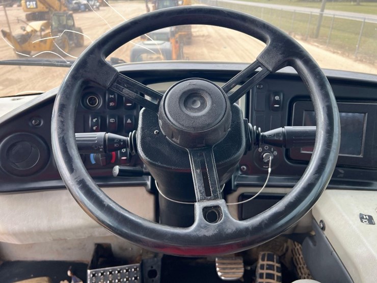 caterpillar-740b-image-34