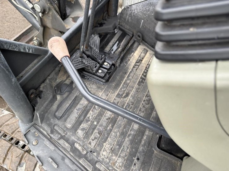 2019-bobcat-e32i-image-31