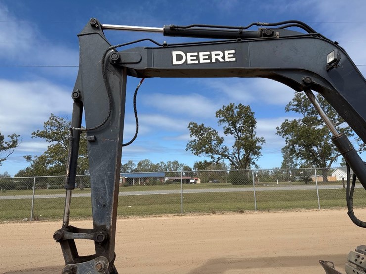 deere-85g-image-22