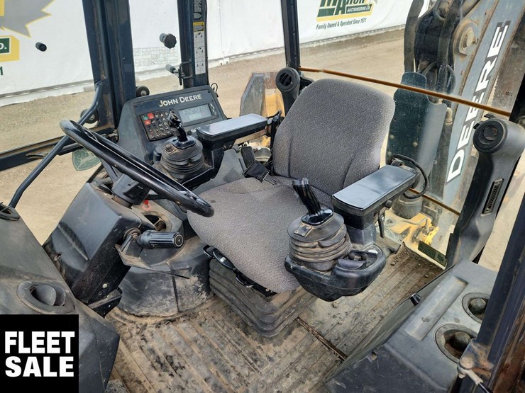 john-deere-310-image-15