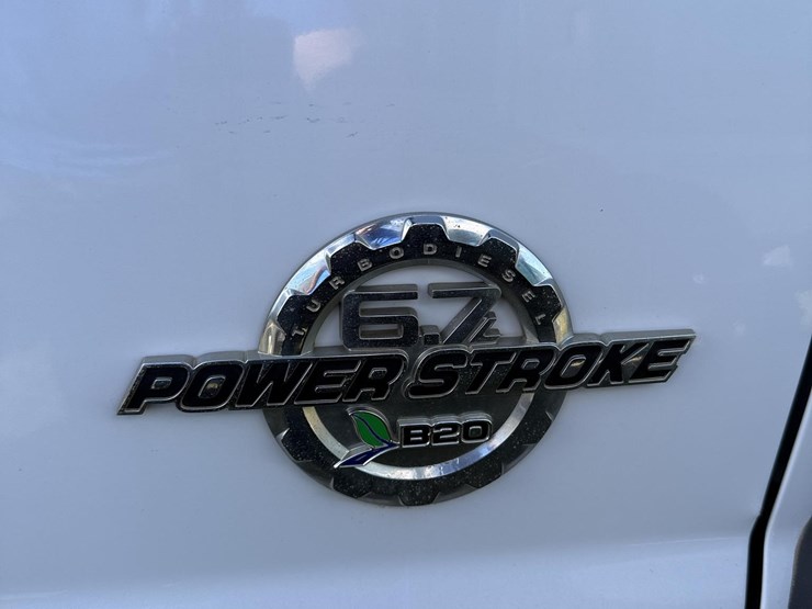 2013-ford-f550-sd-image-24