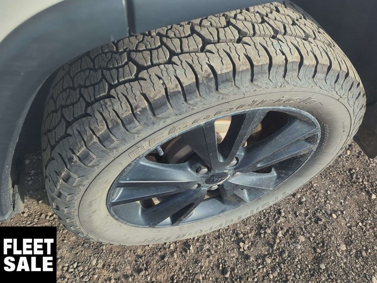 2014-jeep-grand-cherokee-image-29