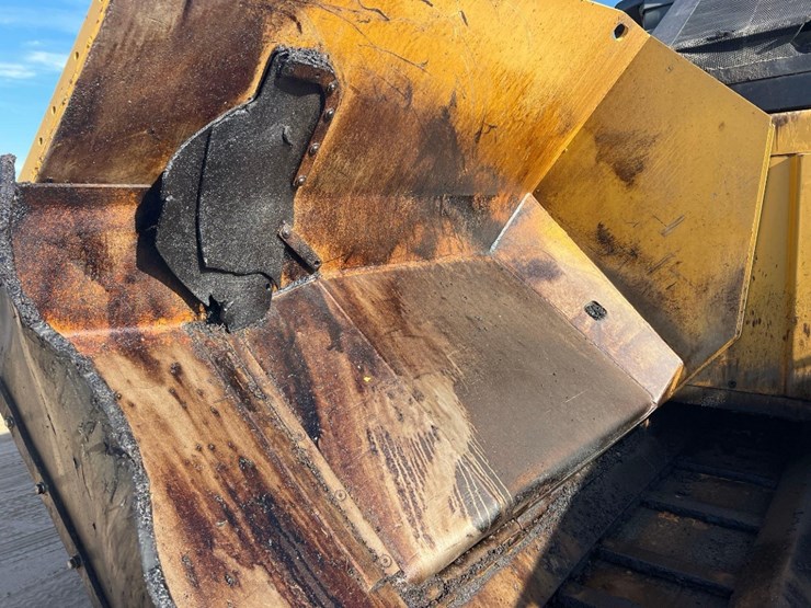 2017-caterpillar-ap-555f-image-10