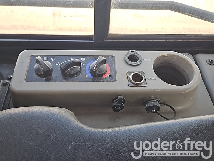 2021-komatsu-d39pxi-24-image-31