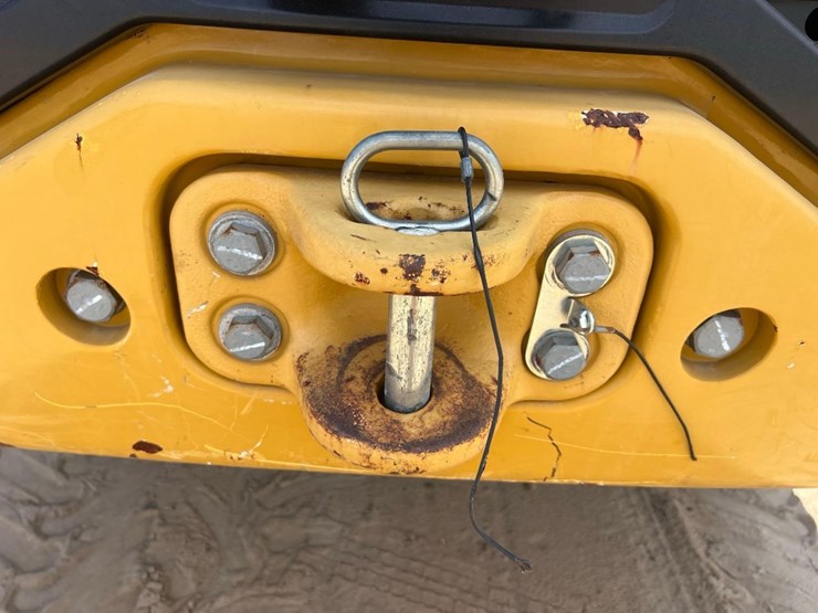 2019-caterpillar-908m-image-23