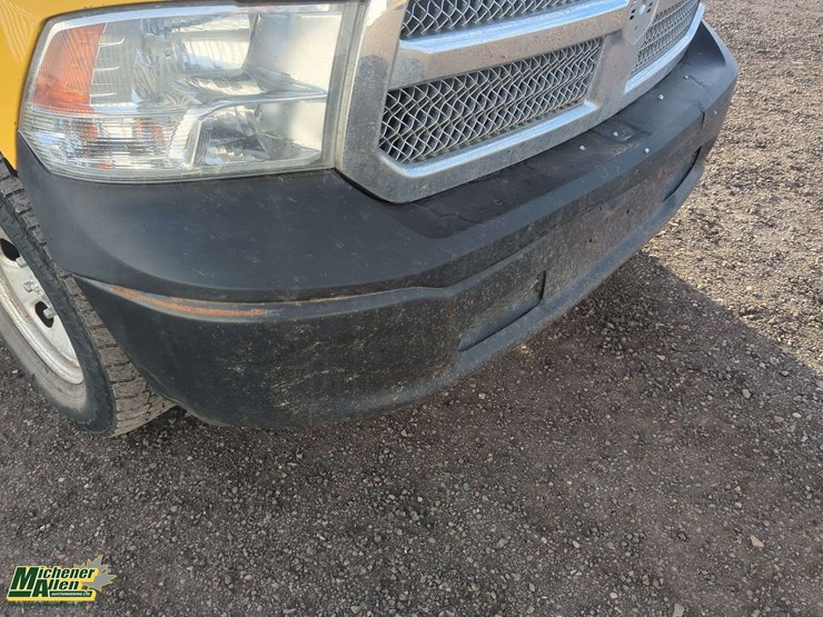 2019-ram-1500-classic-image-48