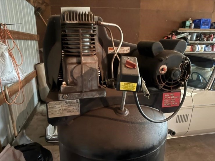 sanborn-60-gallon-upright-air-compressor---as-is-image-3