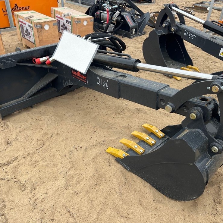 UNUSED LANDHONOR BH-12-72D BACKHOE DIGGER ARM