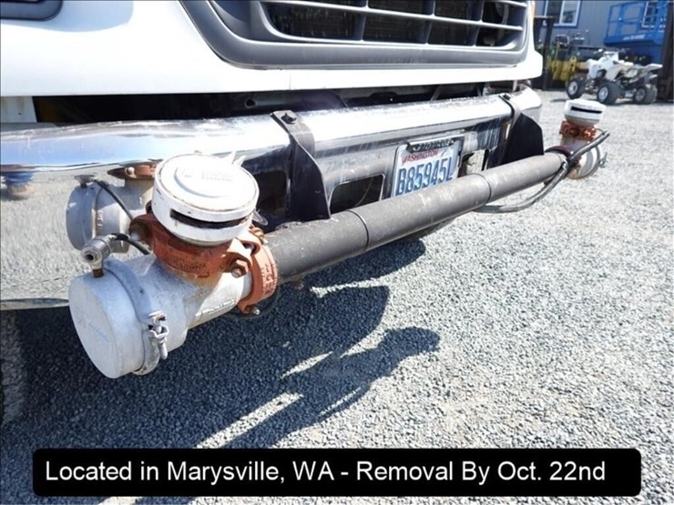 2000-ford-f650-image-32