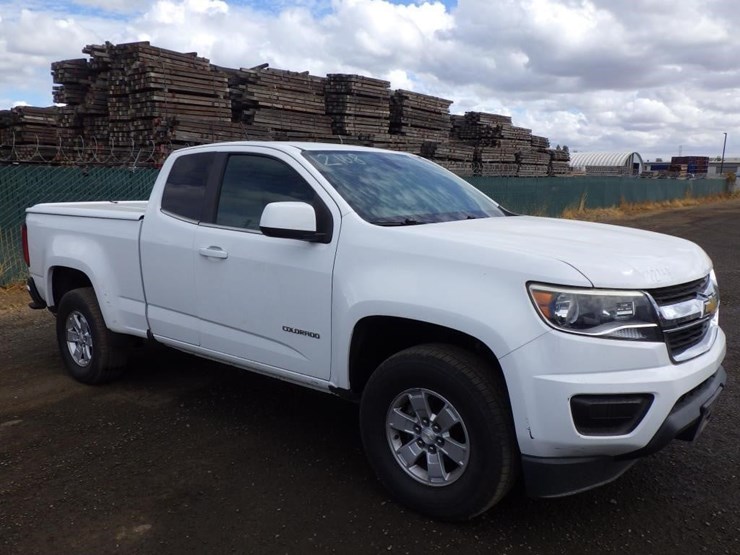 2015-chevrolet-colorado-image-2