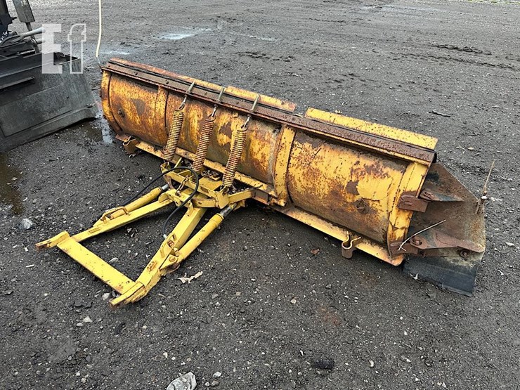 meyer-90"-steel-snow-plow-image-3