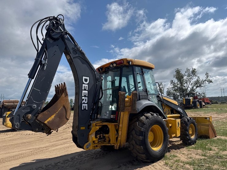 2018-deere-410l-image-6