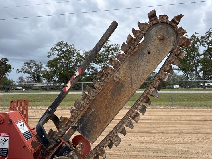 ditch-witch-rt45-image-15