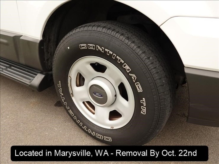 2004-ford-expedition-image-13