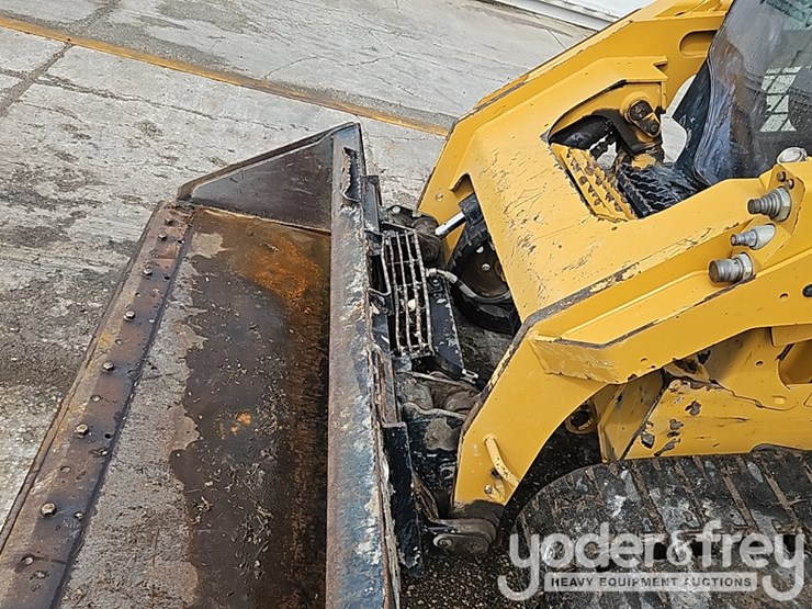 2022-caterpillar-289d3-image-16