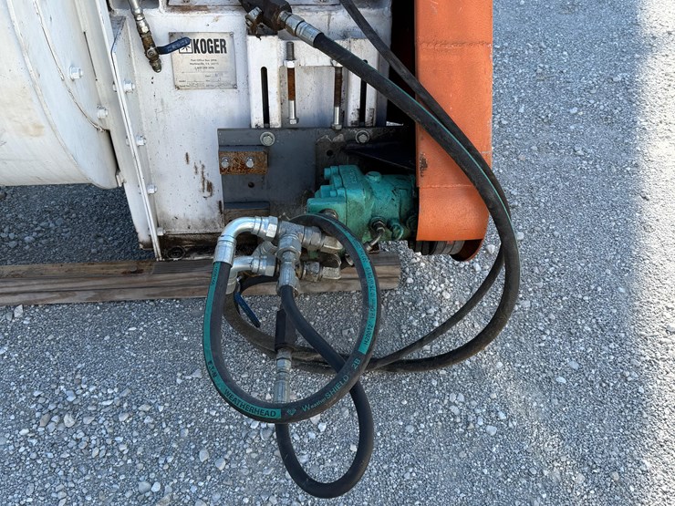 #146-•-2013-doosan-portable-air-compressor-image-72