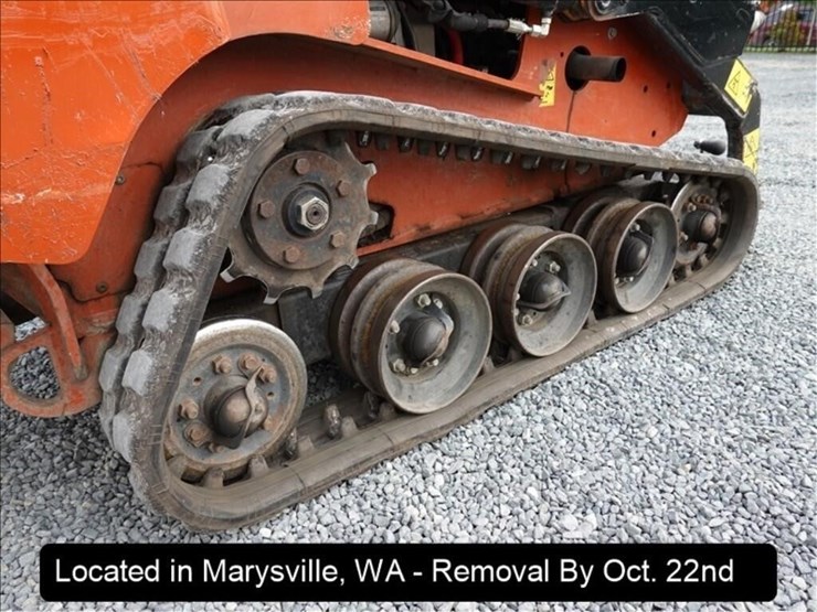 2022-ditch-witch-sk800-image-11