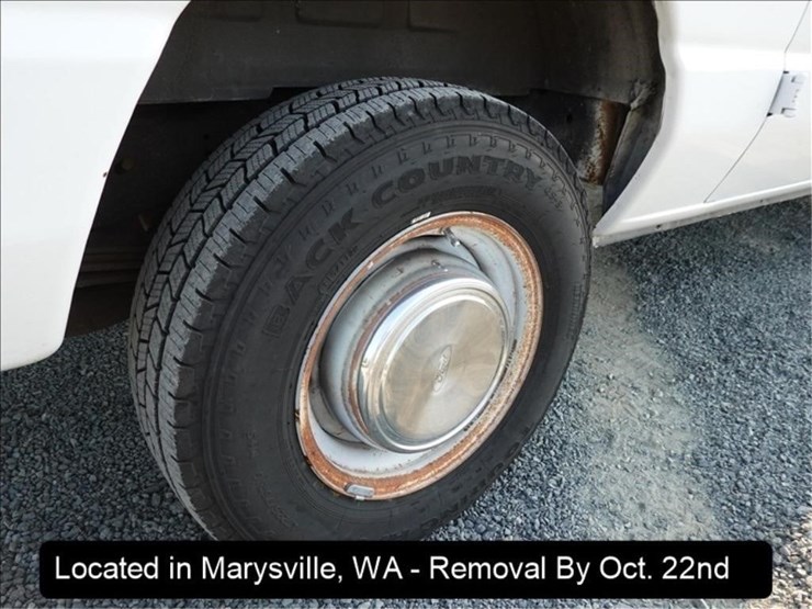 2005-ford-e350-image-13