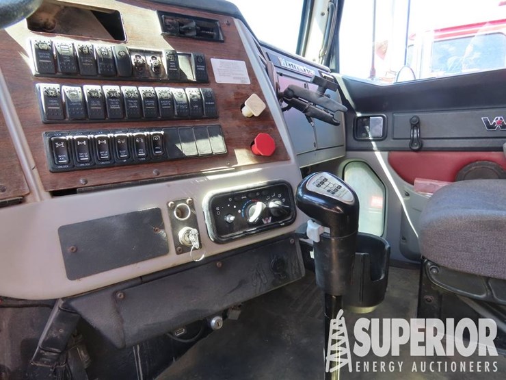 2013-western-star-4900-image-9