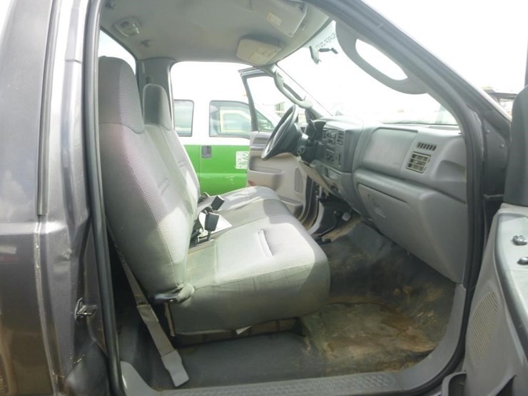 ford-f550-image-8