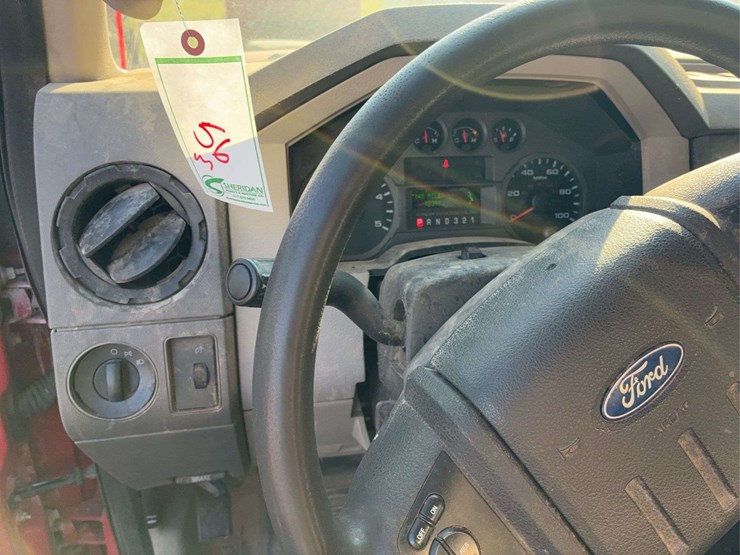2008-ford-f550-image-34