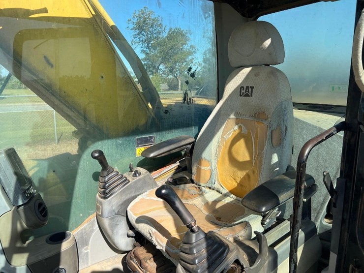 2007-caterpillar-325dl-image-40