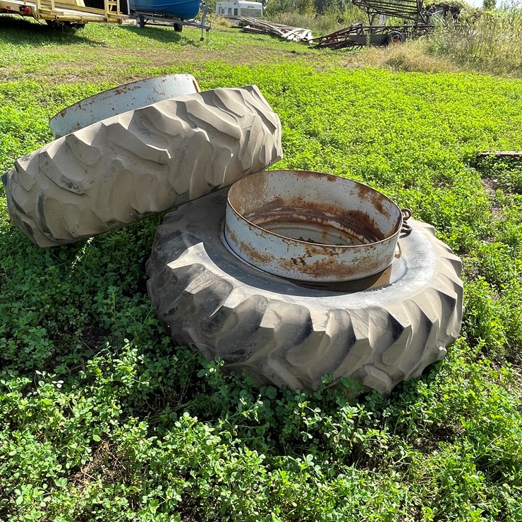 #5012 • Tractor Duals