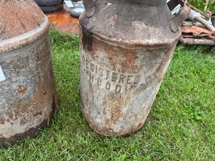 4-milk-cans-image-3
