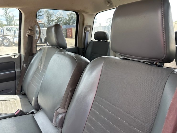 dodge-ram-1500-image-35