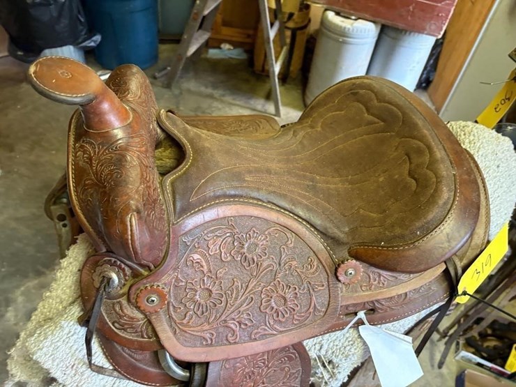 western-saddle-image-4