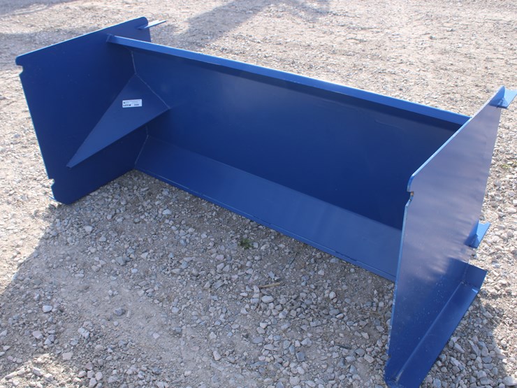 #2012-•-90-inch-skid-steer-bucket-with-blade-image-4