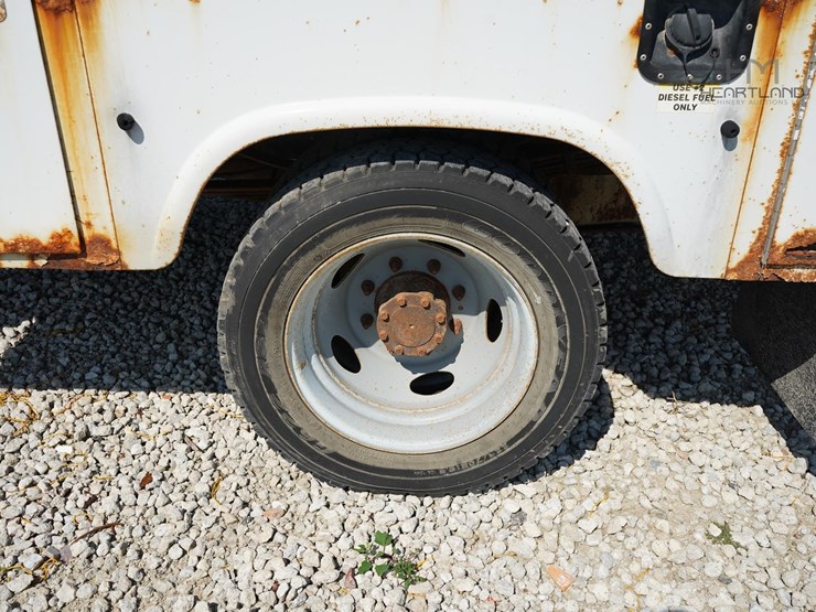 2004-ford-f450-sd-image-16