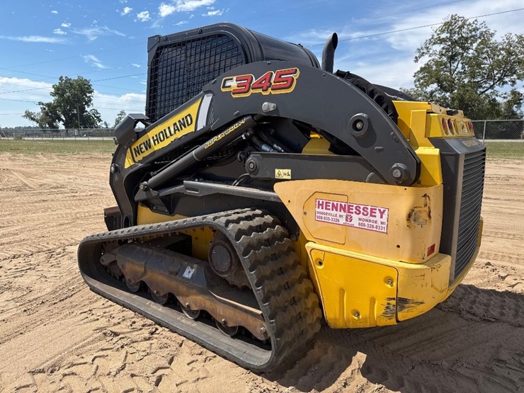 new-holland-c345-image-8