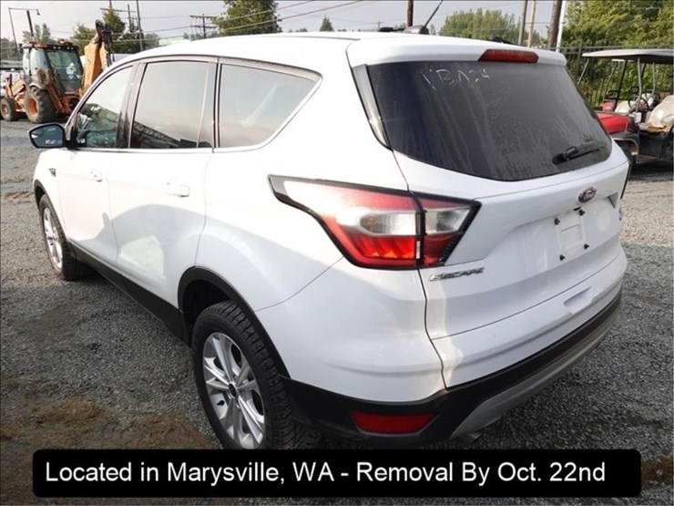 2017-ford-escape-se-image-10