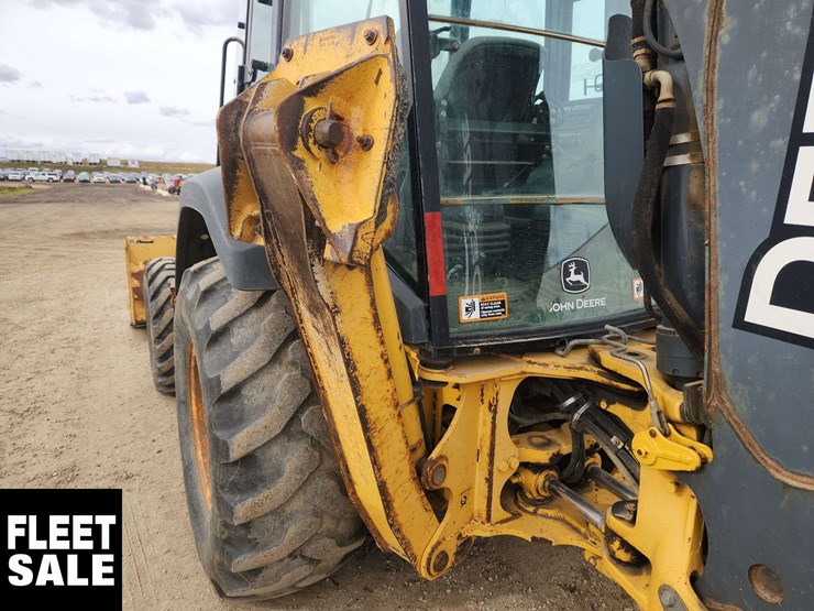 john-deere-310-image-44
