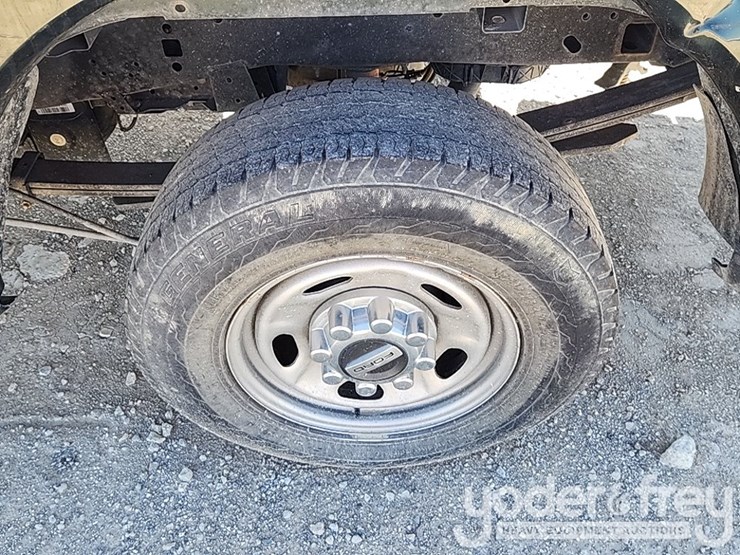2020-ford-f250-xl-image-19