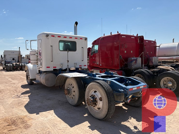 2008-peterbilt-367-image-4