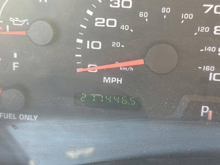 2004-ford-f350-image-31