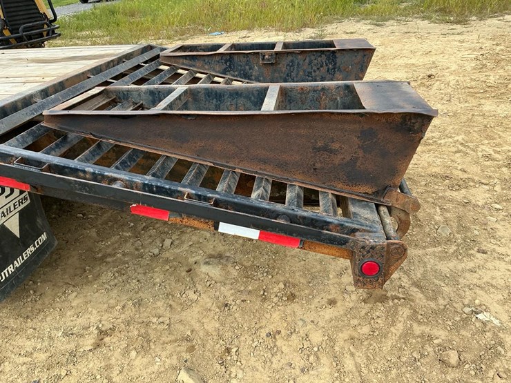 #150-•-2015-pj-gooseneck-trailer-image-36