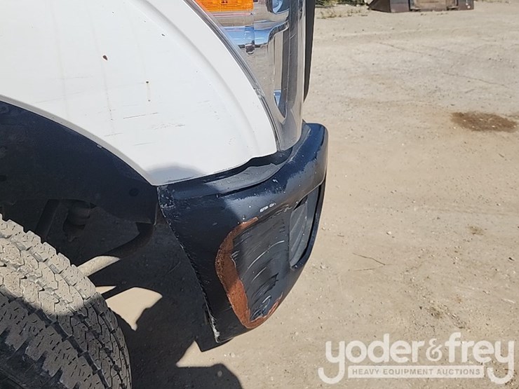 2011-ford-f250-image-23