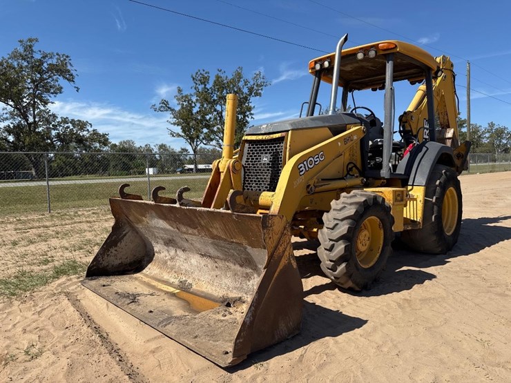2006-deere-310sg-image-2