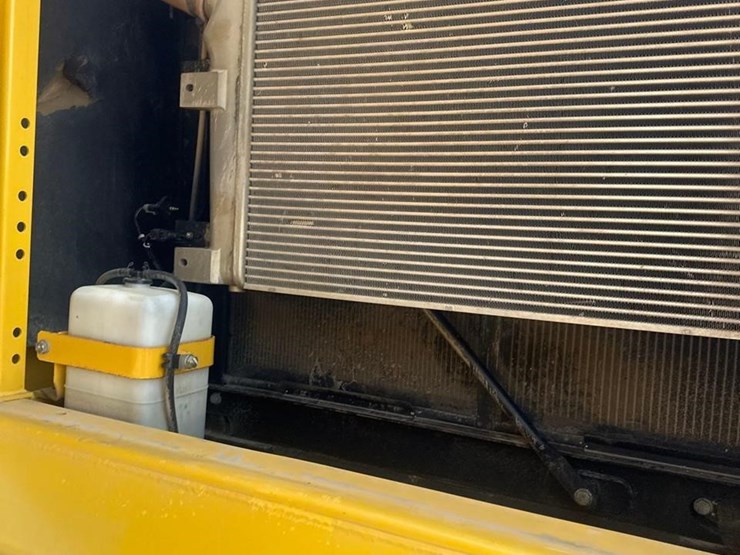 2020-komatsu-pc360-lc-11-image-19