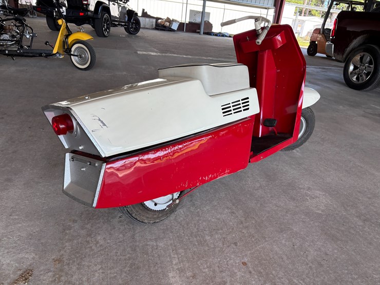 #224-•-1960-cushman-road-king-|-no-title-image-5