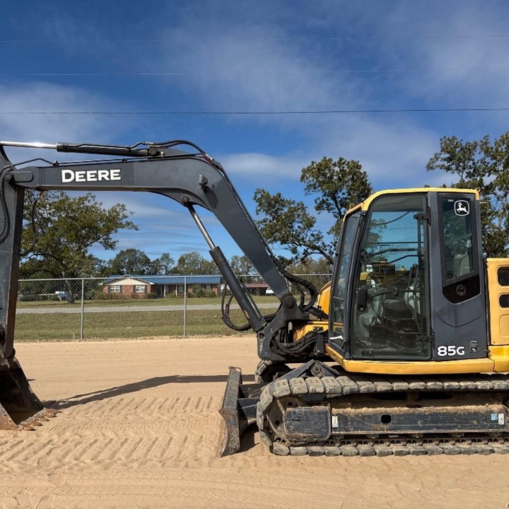 DEERE 85G