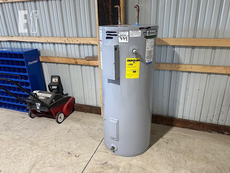 a.o.-smith-hot-water-tank-image-1