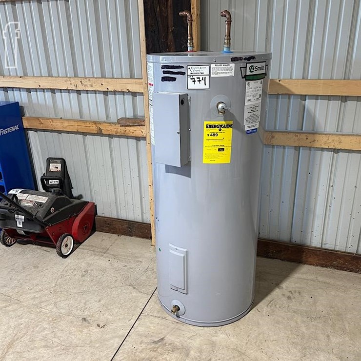A.O. SMITH HOT WATER TANK