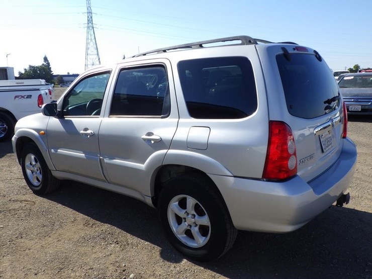 2005-mazda-tribute-image-4
