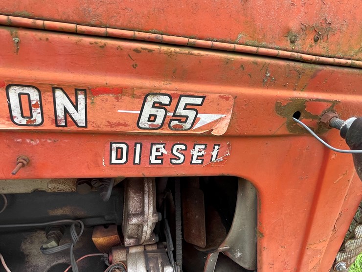 massey-ferguson-65-image-10