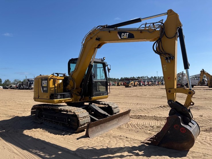 caterpillar-307e2-image-4